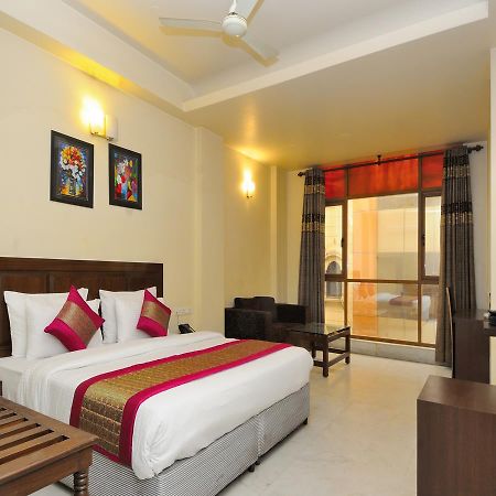 Hotel Shanti Villa Нью-Дели Экстерьер фото